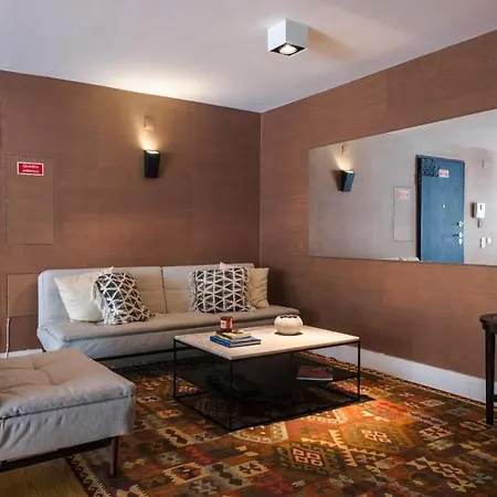 Apartment House Of Joy